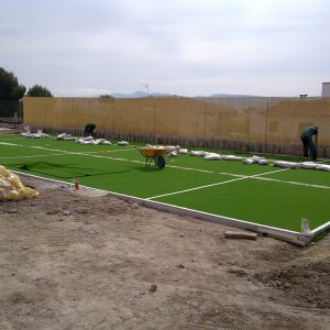 construcción campos fútbol mini césped artificial Verdepadel